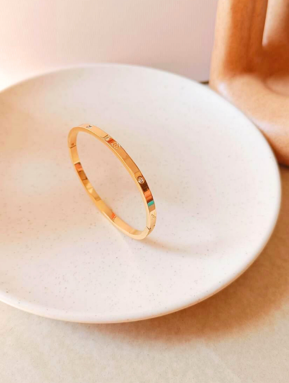 Anna Golden Stainless Steel Kada