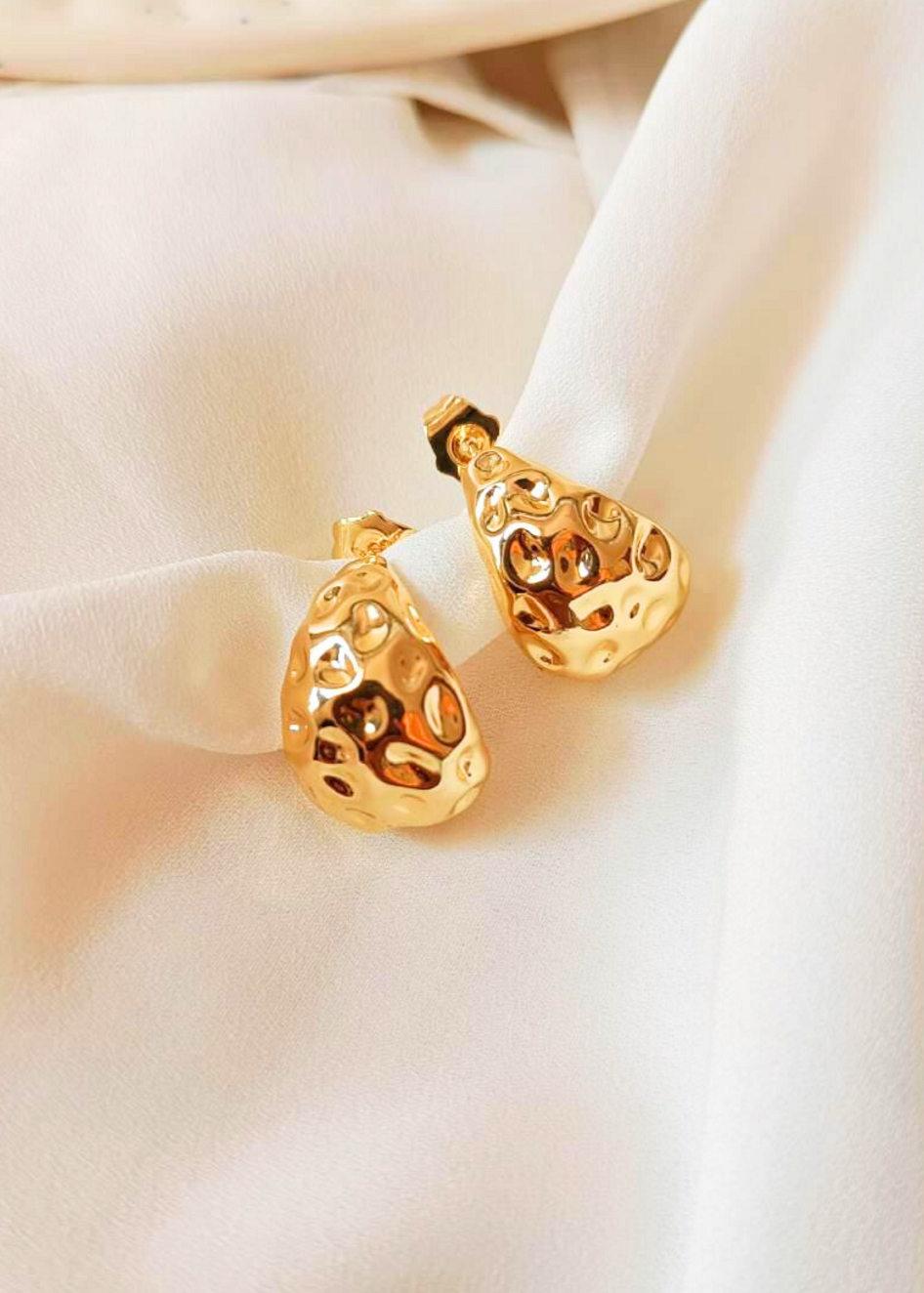 Chunky Bella Gold Earrings
