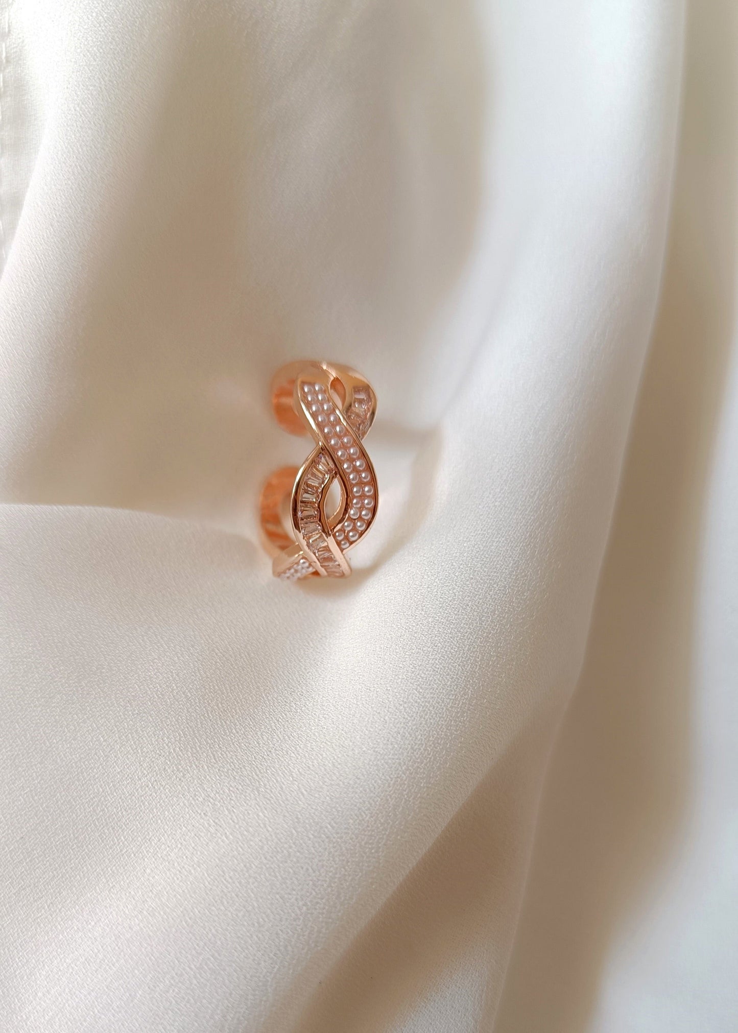 Wavy Rose Gold Stainless Steel Ring