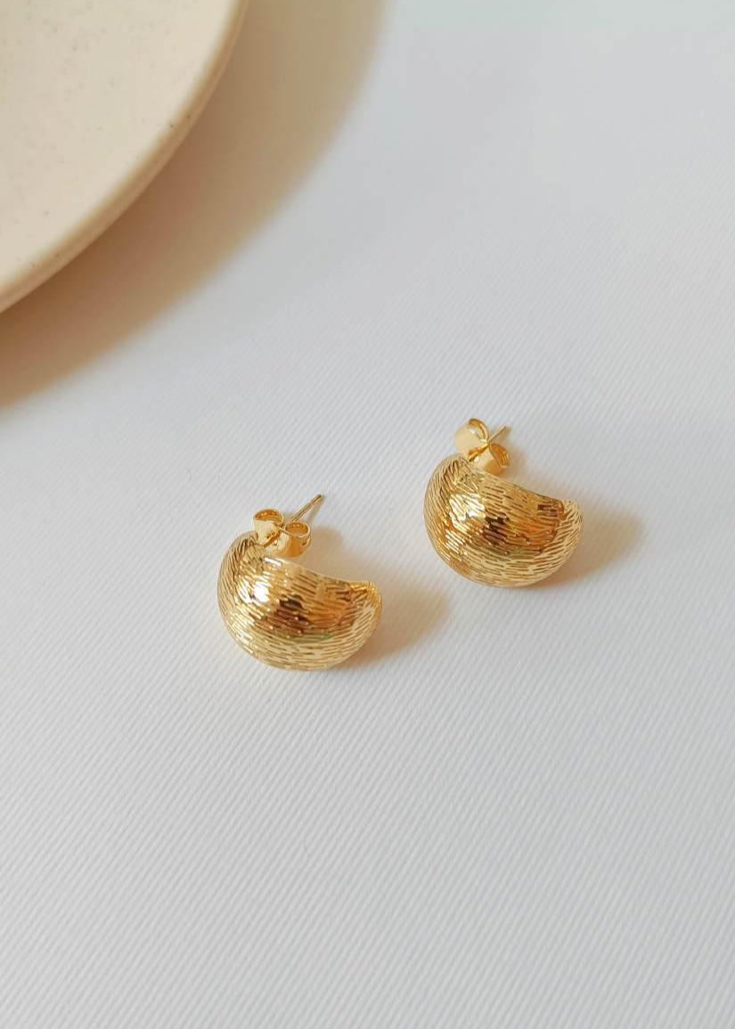 Della Golden Earrings